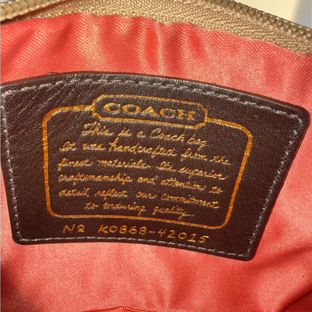 Coach Signature Stud Metallic Gold Lurex Wristlet ✨💛 - Picture 5 of 7